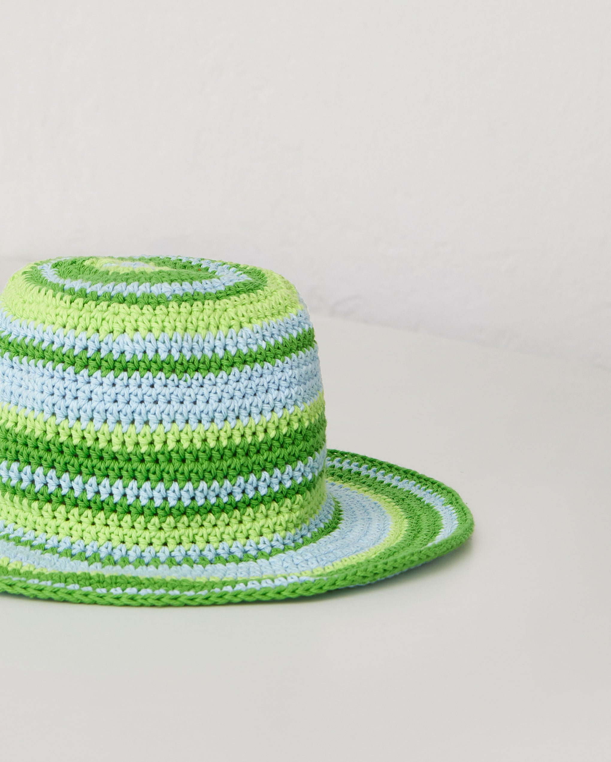 Lemonade_Crochet_striped_sea_1
